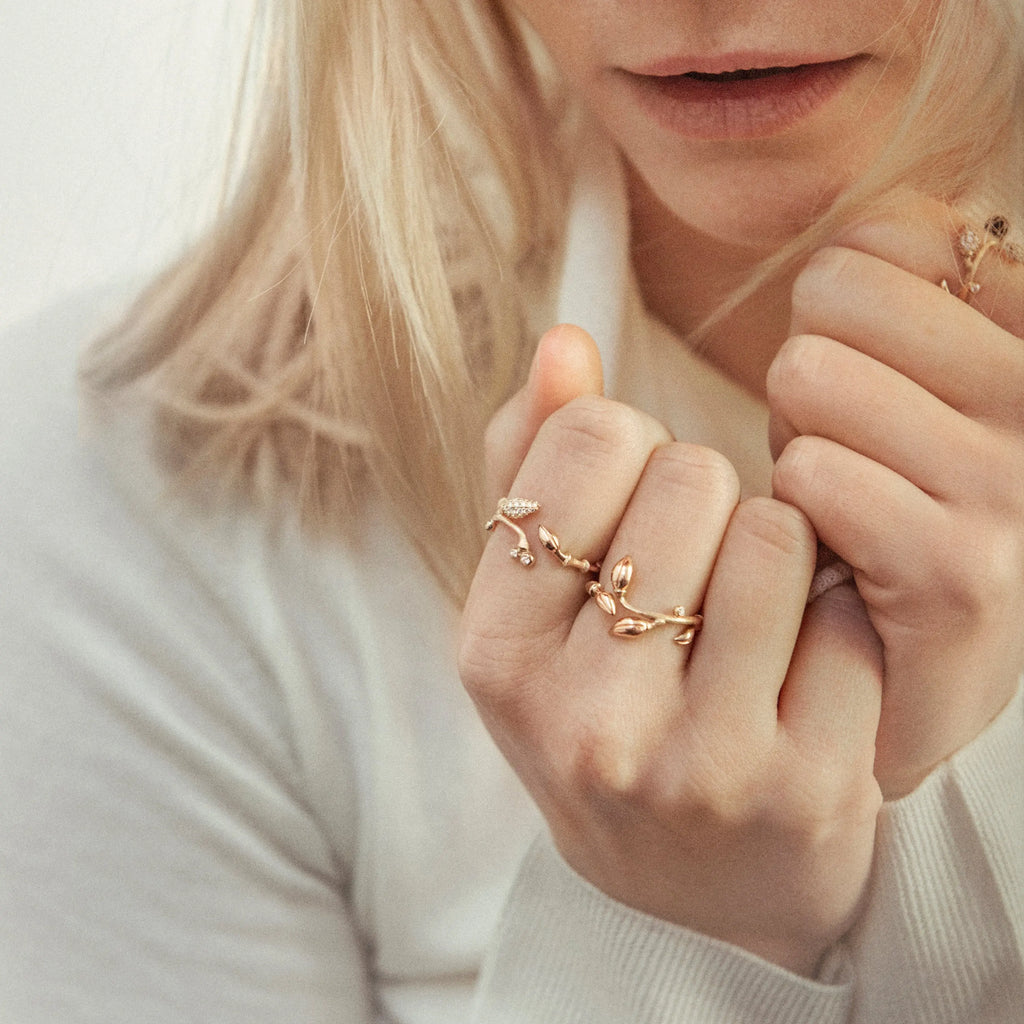 Blooming ring i 18kt rødguld og brillanter TW.VS