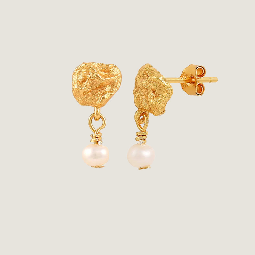 Lainey pearl earrings