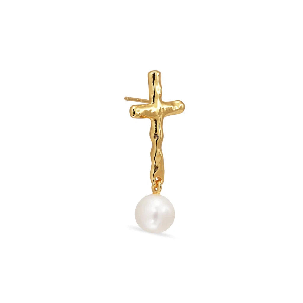 Mary Stud with pearl